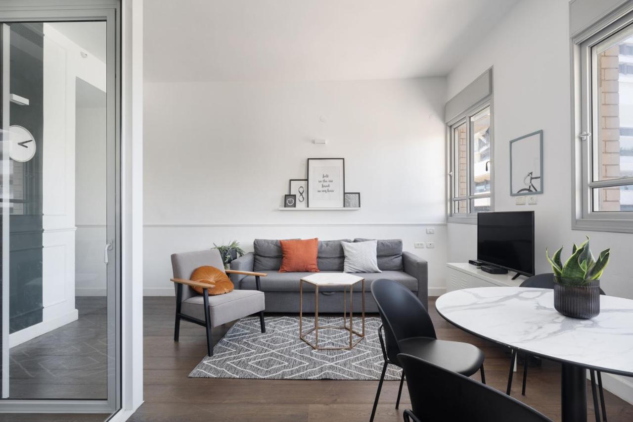 Bauhaus Boutique By Tlv2rent Appartamento Tel Aviv